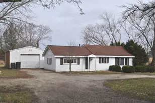 19006 Edwards Rd, Antioch, IL 60002 - Photo 2