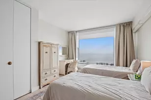3200 N Lake Shore Dr, Chicago, IL 60657 - Photo 10