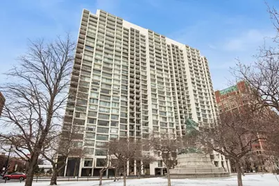 3200 N Lake Shore Drive #2802, Chicago, IL 60657 - Photo 2