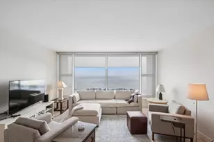 3200 N Lake Shore Dr, Chicago, IL 60657 - Photo 4