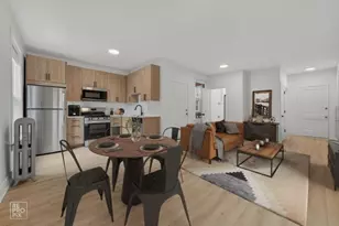 6967 N Bell Ave, Chicago, IL 60645 - Photo 4