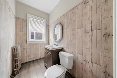 7960 S Phillips Avenue, Chicago, IL 60617 - Photo 8