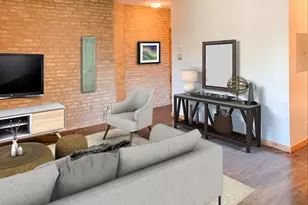 1223 W Greenleaf Ave, Chicago, IL 60626 - Photo 4