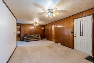 443 S Church St, Princeton, IL 61356 - Photo 8