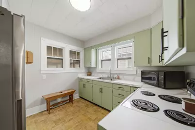 318 Spruce Street, Dixon, IL 61021 - Photo 8