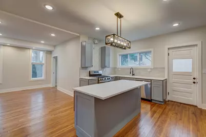 5241 Lyman Avenue, Downers Grove, IL 60515 - Photo 4