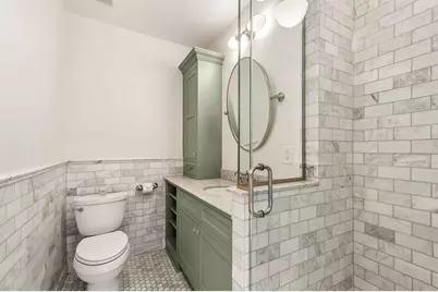 240 W Saint Charles Road, Elmhurst, IL 60126 - Photo 22