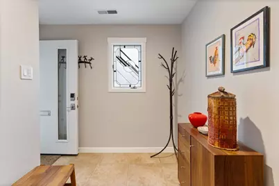 982 S Park Terrace, Chicago, IL 60605 - Photo 2