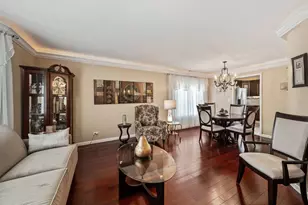 760 Thunderbird Trail, Carol Stream, IL 60188 - Photo 4