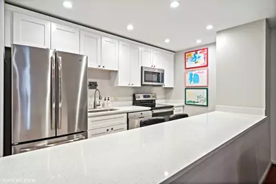 40 E 9th Street #1516, Chicago, IL 60605 - Photo 14