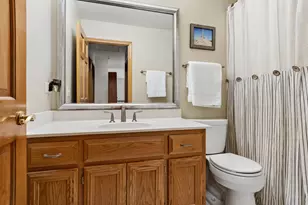 2102 Brookside Ln, Aurora, IL 60502 - Photo 16