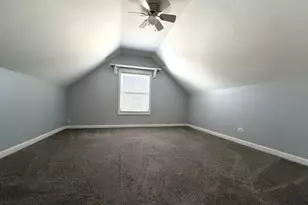 632 N Edgewood Ave, Lombard, IL 60148 - Photo 10