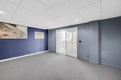 441 N Crooked Lake Lane, Lindenhurst, IL 60046 - Photo 18