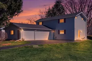 422 Pembroke Rd SW, Poplar Grove, IL 61065 - Photo 1