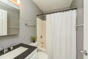 20 Saint Thomas Colony, Fox Lake, IL 60020 - Photo 10