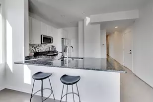 3718 N Ashland Ave, Chicago, IL 60613 - Photo 4