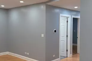 904 W Winona St, Chicago, IL 60640 - Photo 8