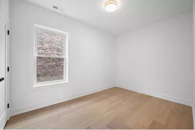 3941 N Spaulding Avenue, Chicago, IL 60618 - Photo 20