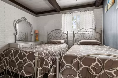 1708 Parkview, Rockford, IL 61107 - Photo 18