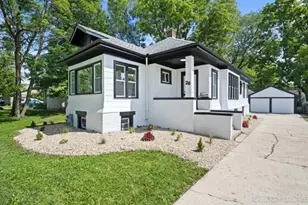 20 S Central Ave, Aurora, IL 60506 - Photo 1