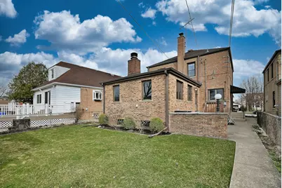 7313 W Fitch Avenue, Chicago, IL 60631 - Photo 2