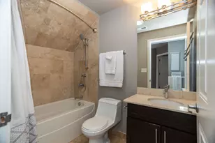 1500 W Grand Ave, Chicago, IL 60642 - Photo 26
