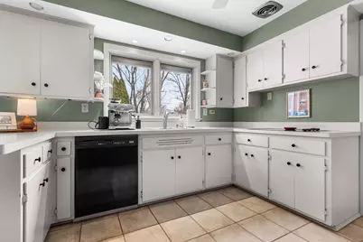 3904 Brendenwood Road, Rockford, IL 61107 - Photo 6