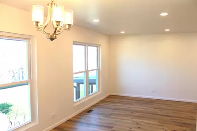 1470 Elizabeth Street, Glendale Heights, IL 60139 - Photo 8