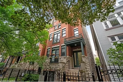 853 W Roscoe Street #1, Chicago, IL 60657 - Photo 1