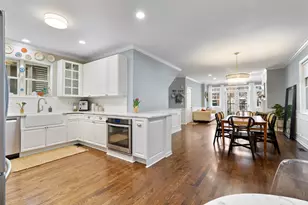 853 W Roscoe St, Chicago, IL 60657 - Photo 12