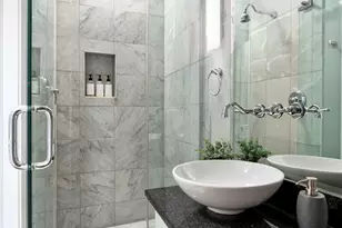853 W Roscoe St, Chicago, IL 60657 - Photo 18