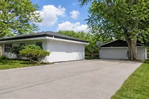 8 Rob Rd, Mount Prospect, IL 60056 - Photo 38