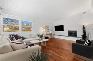 8 Rob Rd, Mount Prospect, IL 60056 - Photo 10