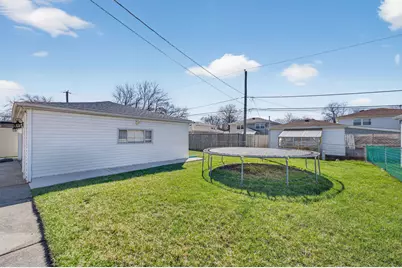 9124 Meade Avenue, Oak Lawn, IL 60453 - Photo 6
