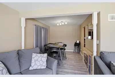 17537 Mulberry Street, Country Club Hills, IL 60478 - Photo 6