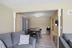 17537 Mulberry St, Country Club Hills, IL 60478 - Photo 6