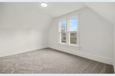 29 N Green Street, Carpentersville, IL 60110 - Photo 10