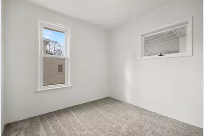 29 N Green Street, Carpentersville, IL 60110 - Photo 8