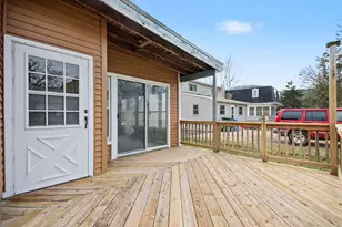 29 N Green St, Carpentersville, IL 60110 - Photo 14