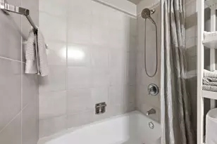 512 N McClurg Ct, Chicago, IL 60611 - Photo 12