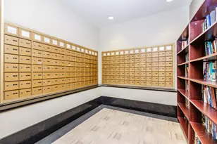 345 N La Salle Dr, Chicago, IL 60654 - Photo 4