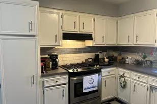 14904 Springfield Ave, Midlothian, IL 60445 - Photo 8