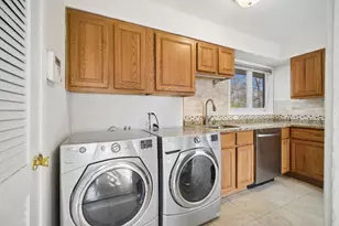 [Address not provided], Northbrook, IL 60062 - Photo 12