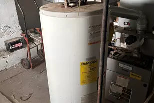 10230 S Parnell Ave, Chicago, IL 60628 - Photo 14