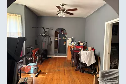 10230 S Parnell Avenue, Chicago, IL 60628 - Photo 6