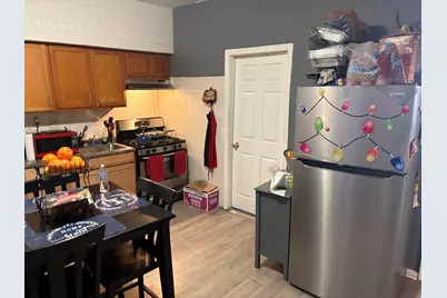 10230 S Parnell Avenue, Chicago, IL 60628 - Photo 8