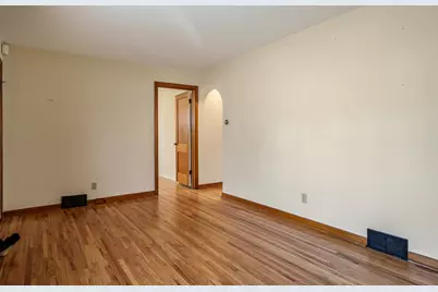 1519 23rd Street, Rockford, IL 61108 - Photo 4