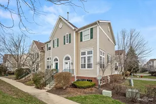 2436 Courtyard Cir, Aurora, IL 60506 - Photo 1