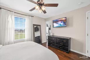 2436 Courtyard Cir, Aurora, IL 60506 - Photo 10