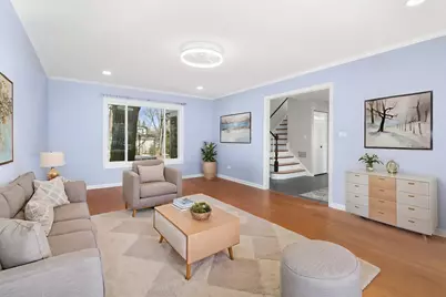 104 E Louis Avenue, Lake Forest, IL 60045 - Photo 2